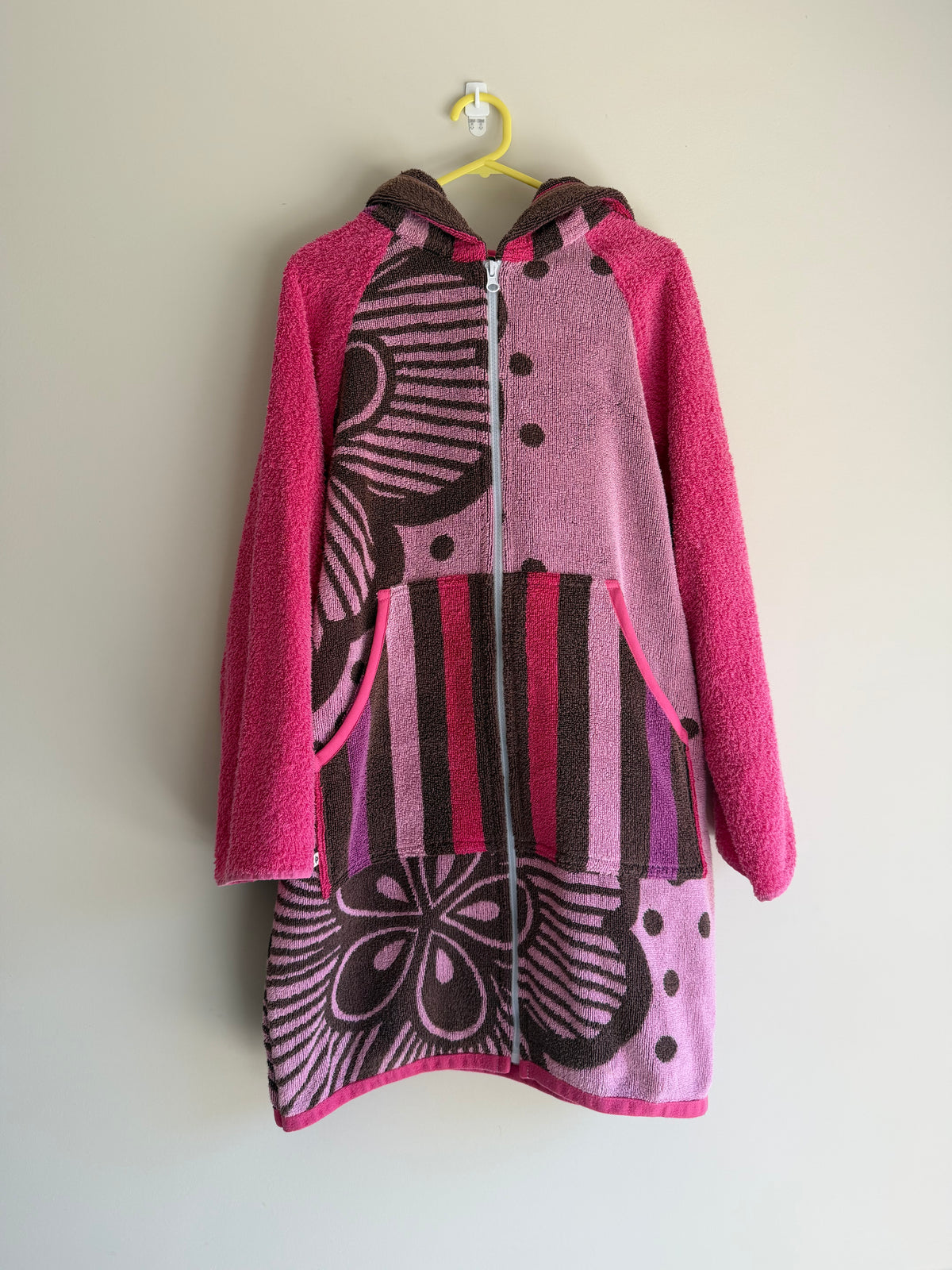 Kids Zip Towel - Size 10